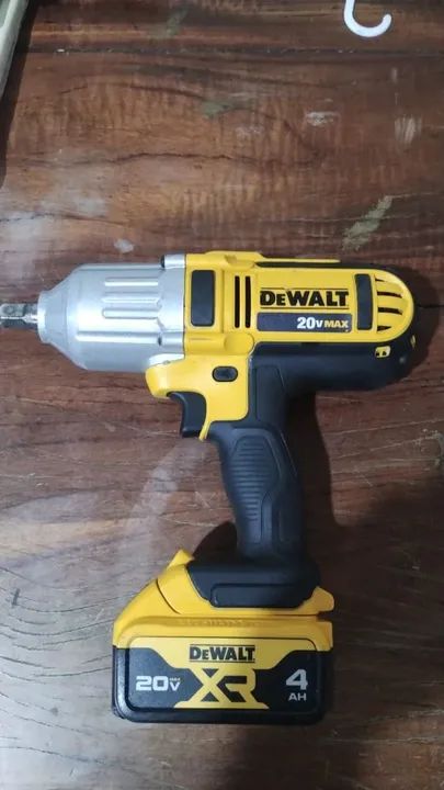 Chave de Impacto dewalt 1/2" 20V 4AH