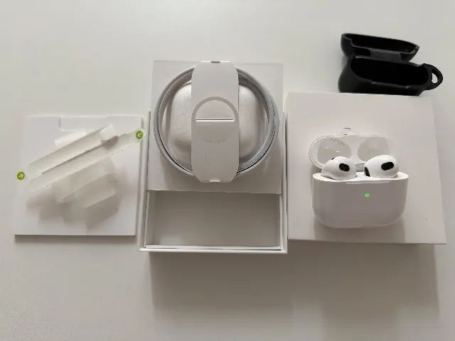 Airpods 3 com estojo magsafe, AppleCare+ até 15/02/26. Muito novo. - Foto 2