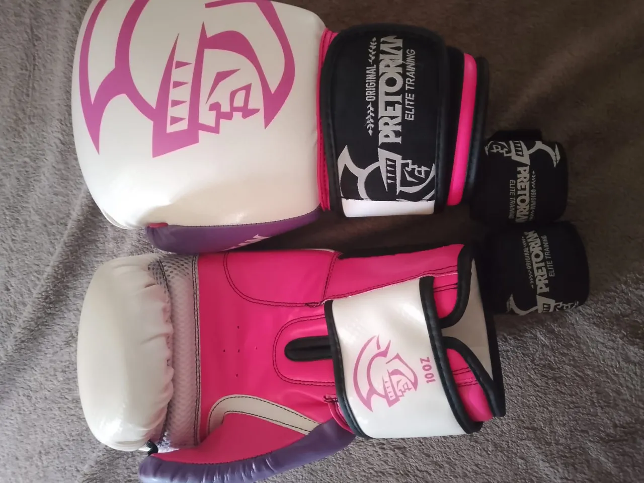 Luvas de Boxe Pretorian Rosa e Bandagens