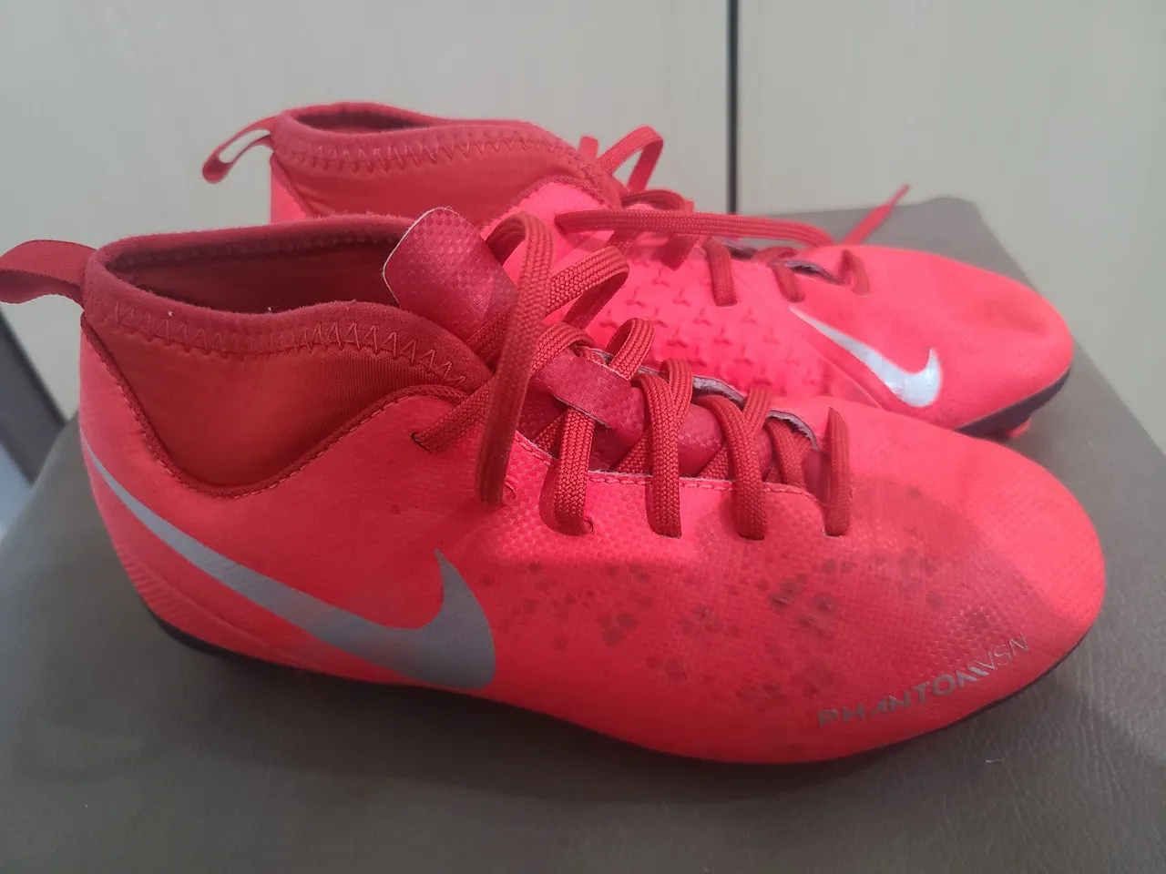 Chuteiras Nike PhantomVSN Campo - Tamanho 34