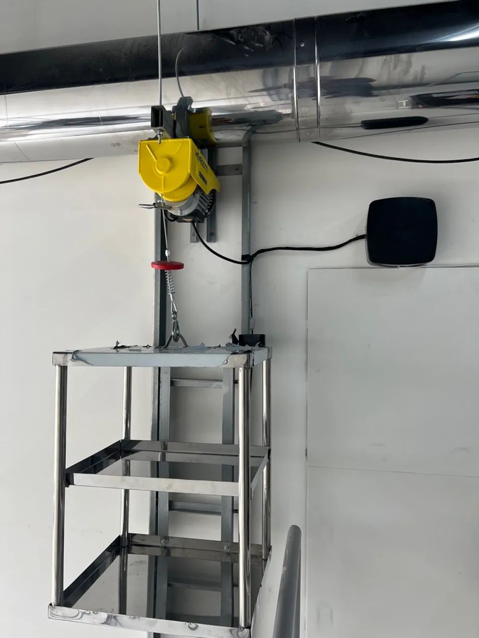 Elevador de Carga para Comercio e restaurante 