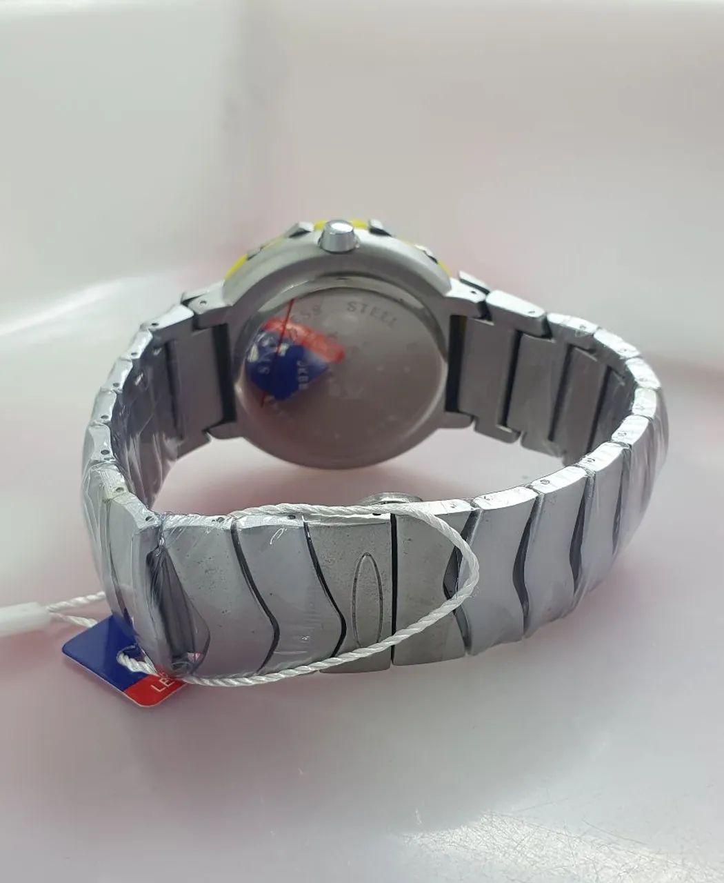 Relógio Esportivo Amarelo e Prata - Foto 3