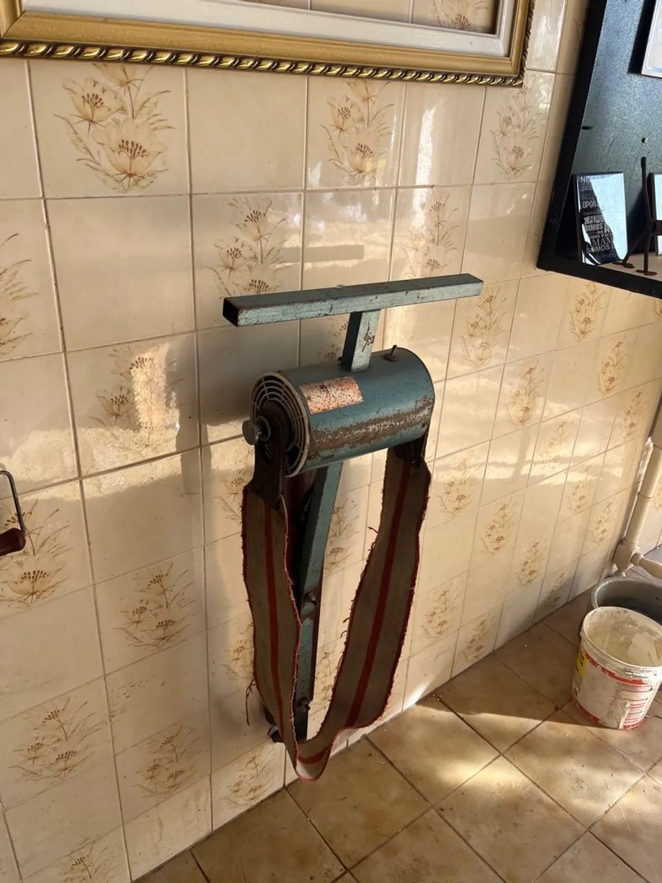 Aparelho de ginástica antigo massageador - Foto 2
