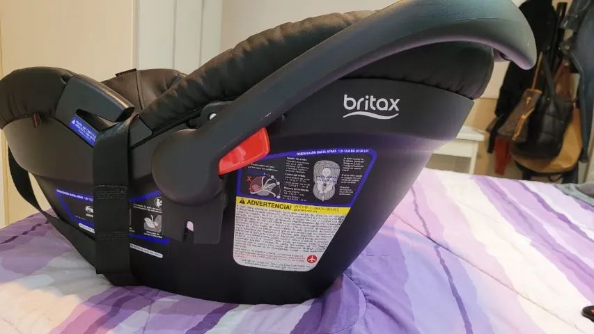 Bebe conforto Britax B Safe 35 com base para o carro (perfeito estado)  - Foto 3
