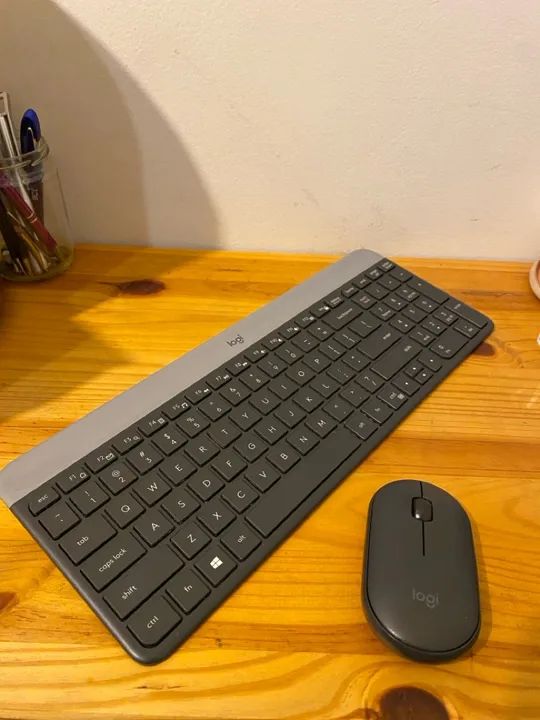 Teclado e mouse sem fio logitech