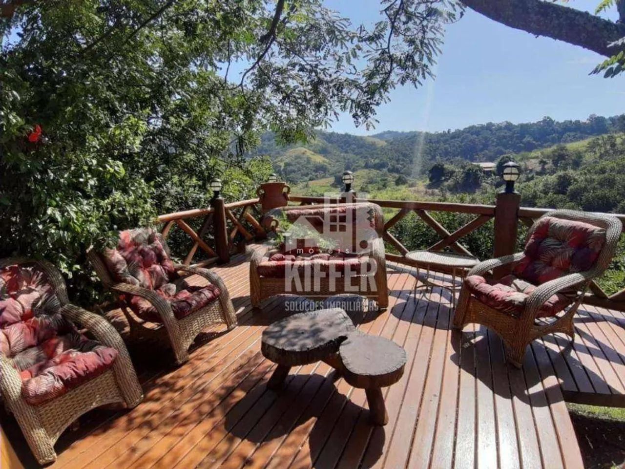 Sítio com 8 dormitórios à venda, 30000 m² por R$ 2.500.000,00 - Caxito - Maricá/RJ