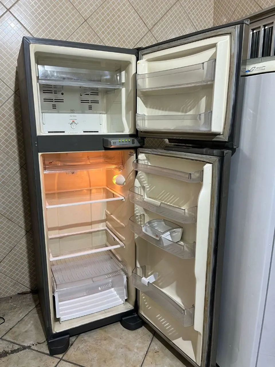 Geladeira Duplex Usada em Ótimo Estado