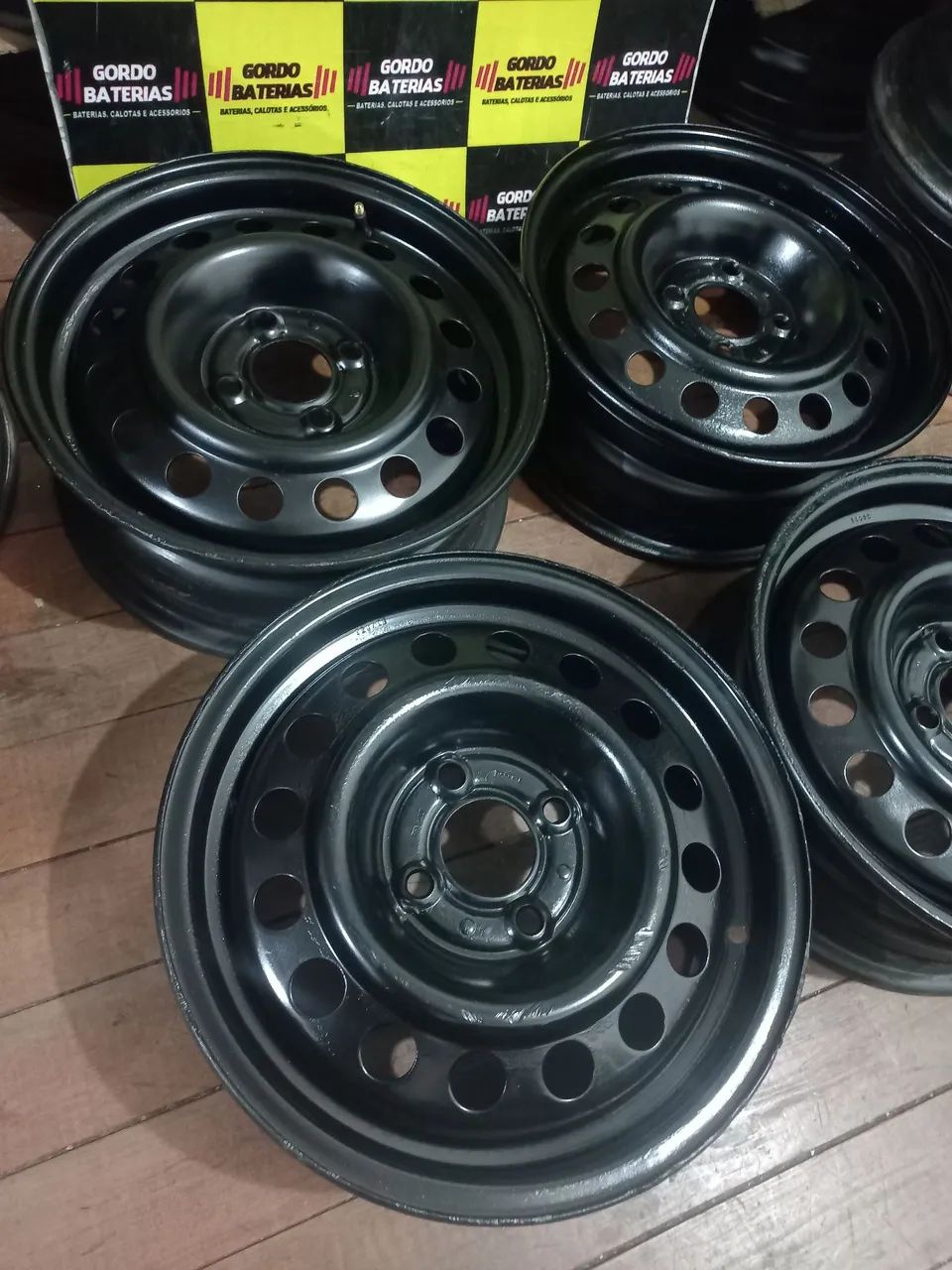 Jogo de roda aro 14 Renault Sandero Logan Clio Kangoo. 4 rodas por R$699,00. Disk entrega  - Foto 4