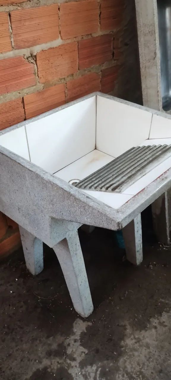 Tanque de concreto 64595711756418122