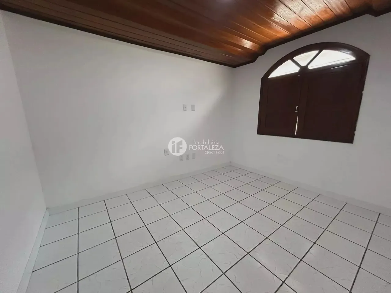 Imóvel para venda tem 624 metros quadrados com 5 quartos em Jardim Tropical - Rio Branco -