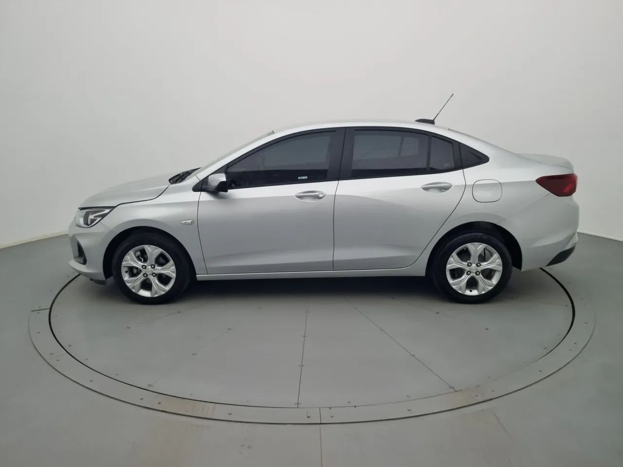 Chevrolet Onix 2023 1.0 turbo flex plus ltz manual - Foto 2