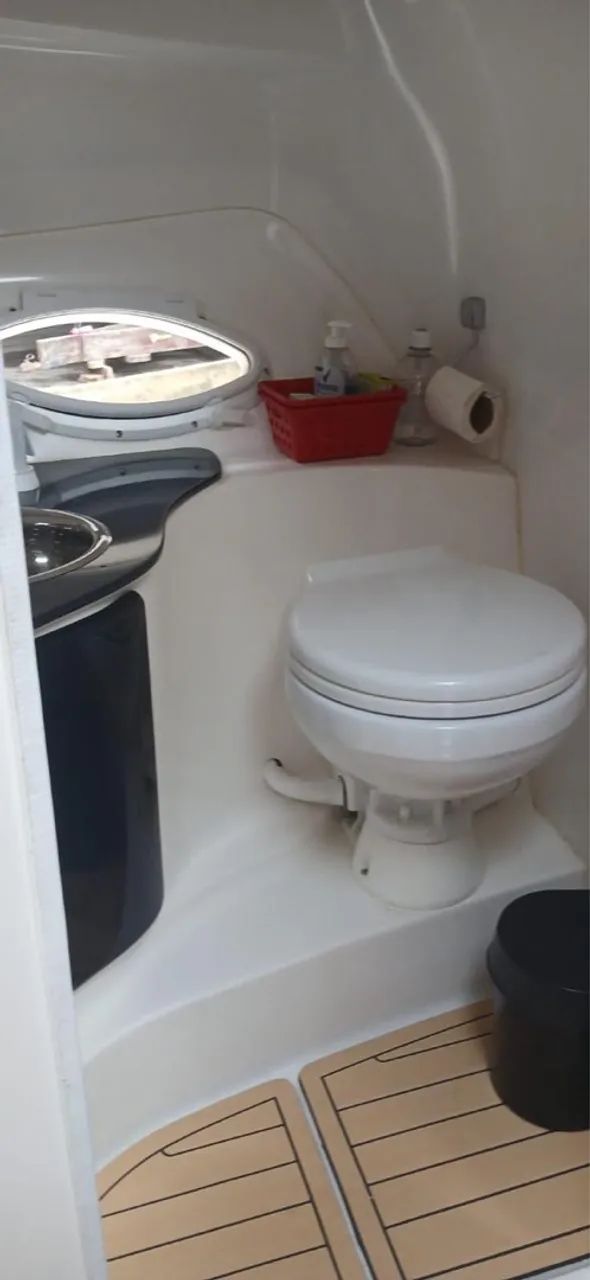 Lancha Triton 300 Sport  - Foto 12