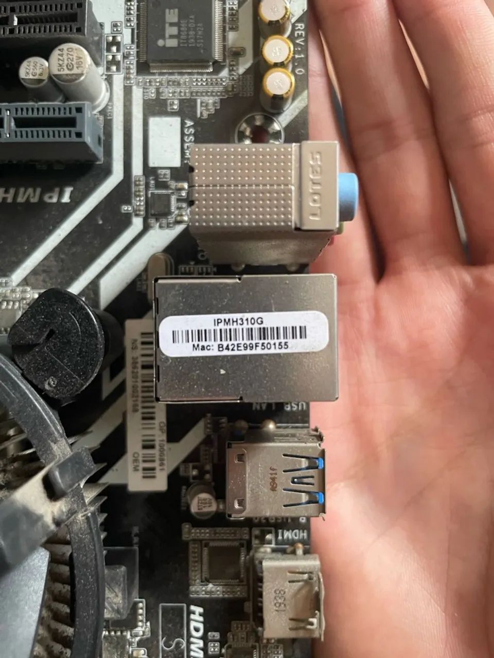 Placa mãe da Pcware modelo IPMH310G, com 8gb ram da T-Force e I5-9400F LGA1151 - Foto 2