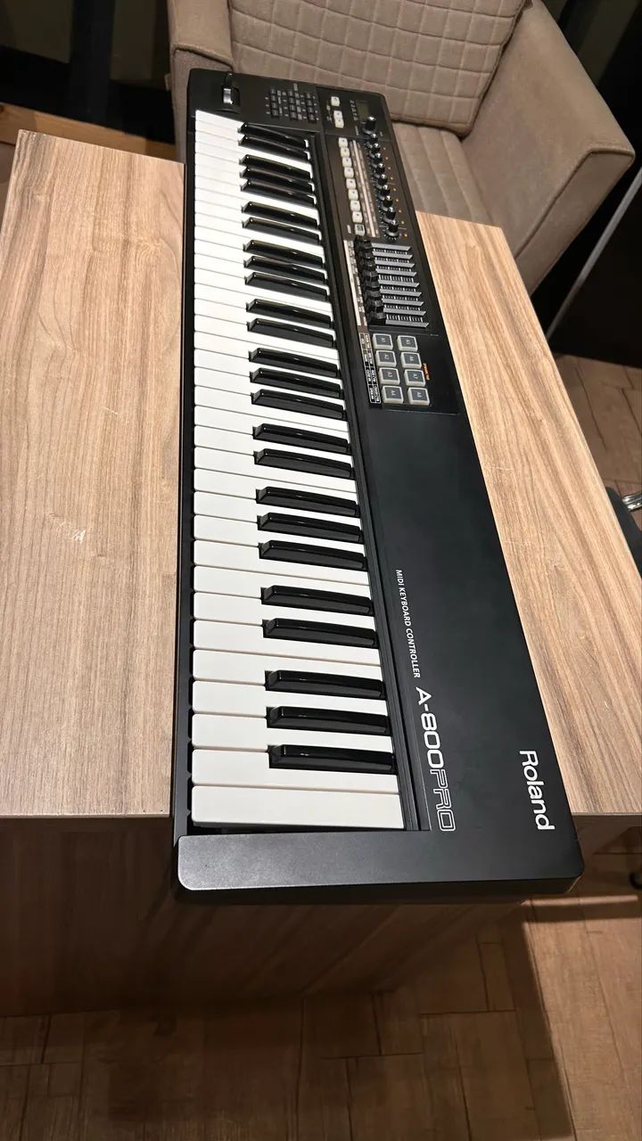 Roland A800 Controlador! 