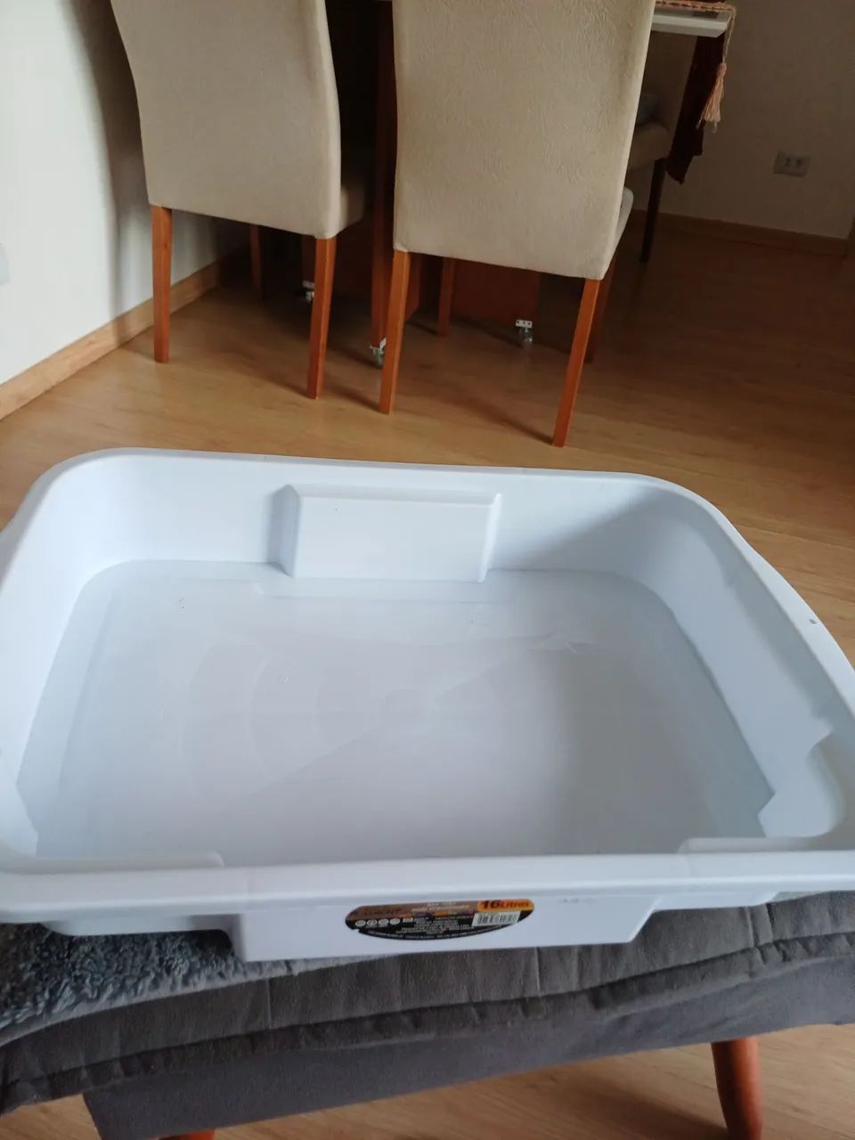 Caixa de areia para gatos 