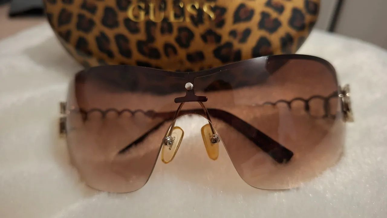 Óculos feminino Guess - Foto 4
