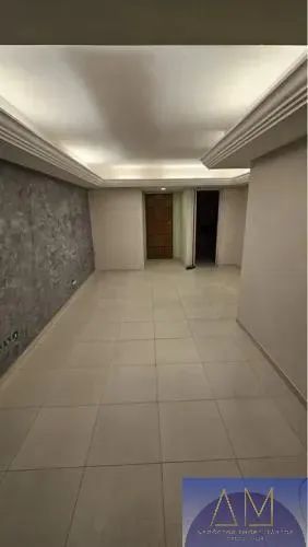 Apartamento à Venda em Rosarinho