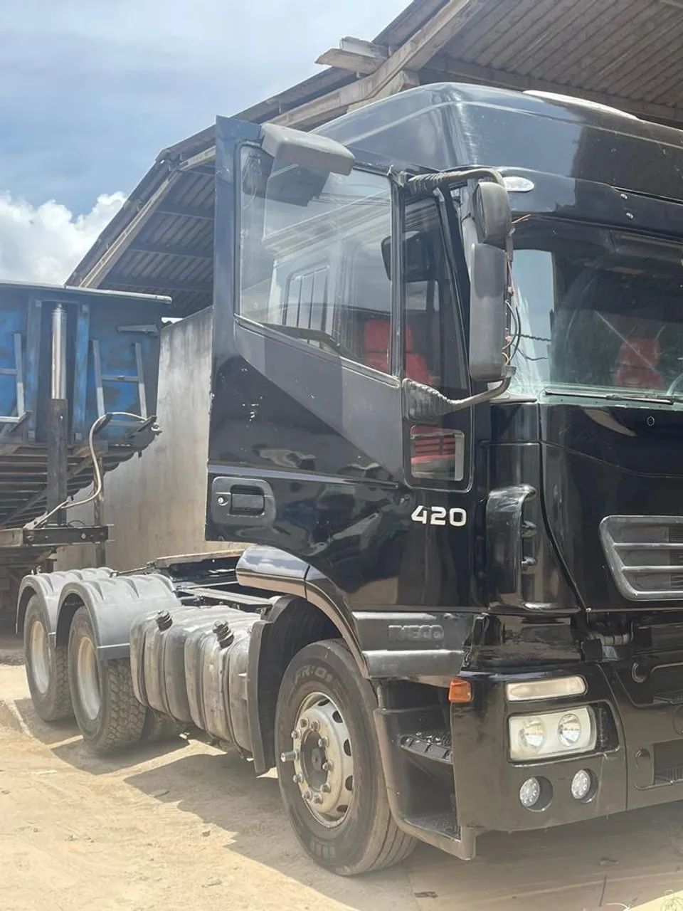Caminhão Iveco - Foto 2