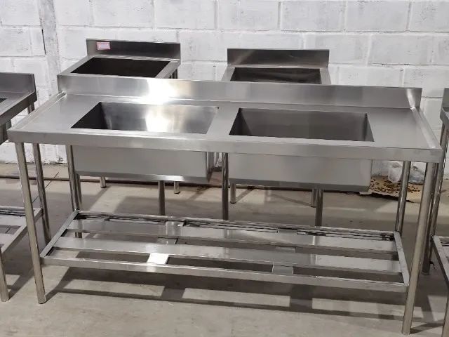 Pia 1,80m reforçada - Durabilidade comprovada