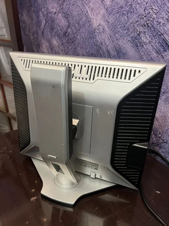 Monitor Dell funcionando perfeitamente  - Foto 4