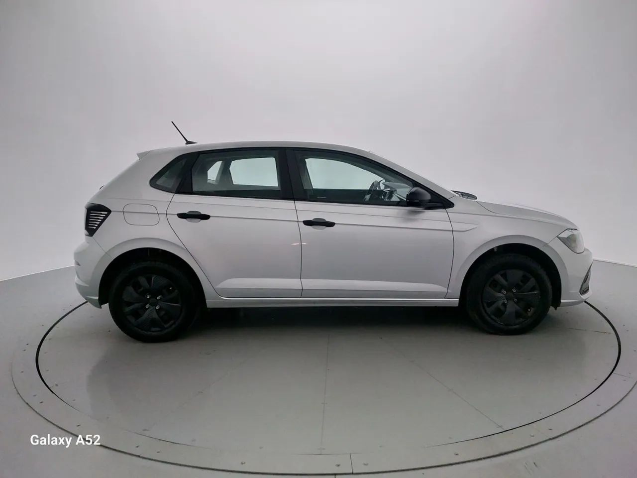 Volkswagen Polo Track 1.0 Flex 12V 5p, foto 6 de 18