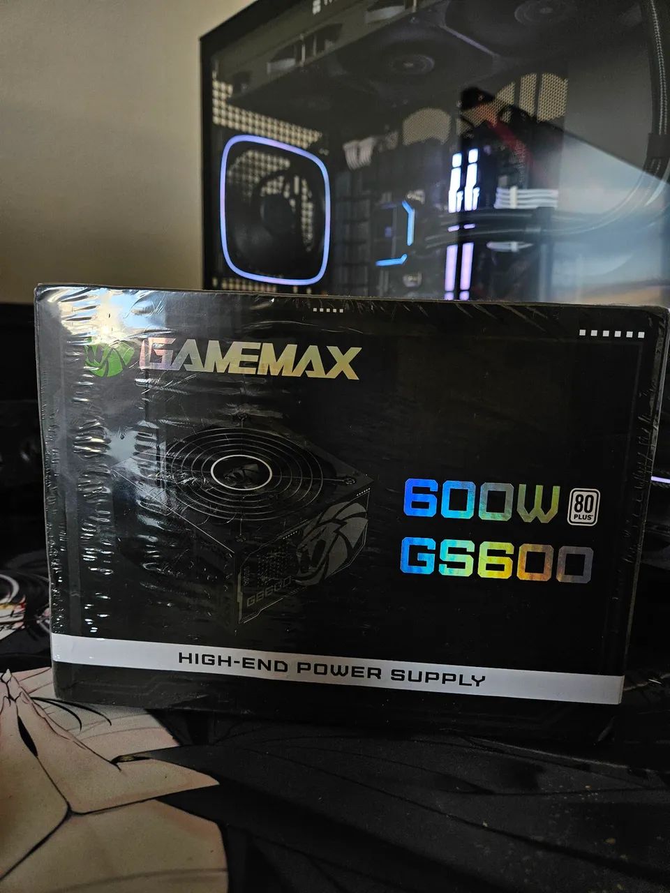 Fonte Gamemax GS600 600w 80plus White cabos pretos Lacrada
