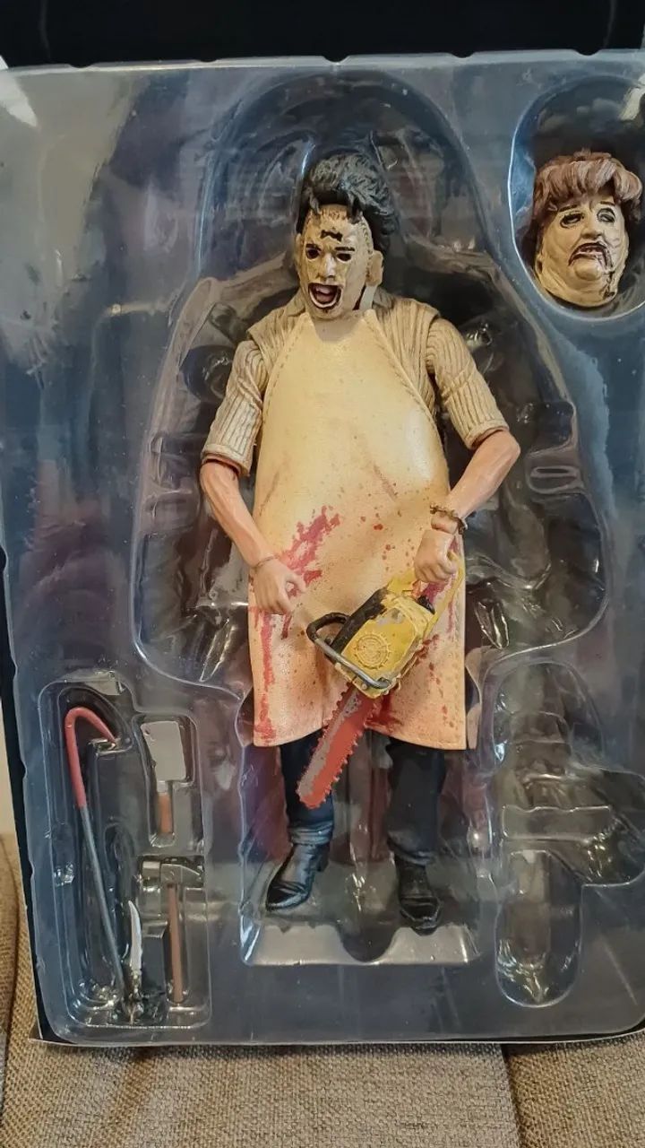Action Figure Massacre da Serra Eletrica 24cm - Foto 2
