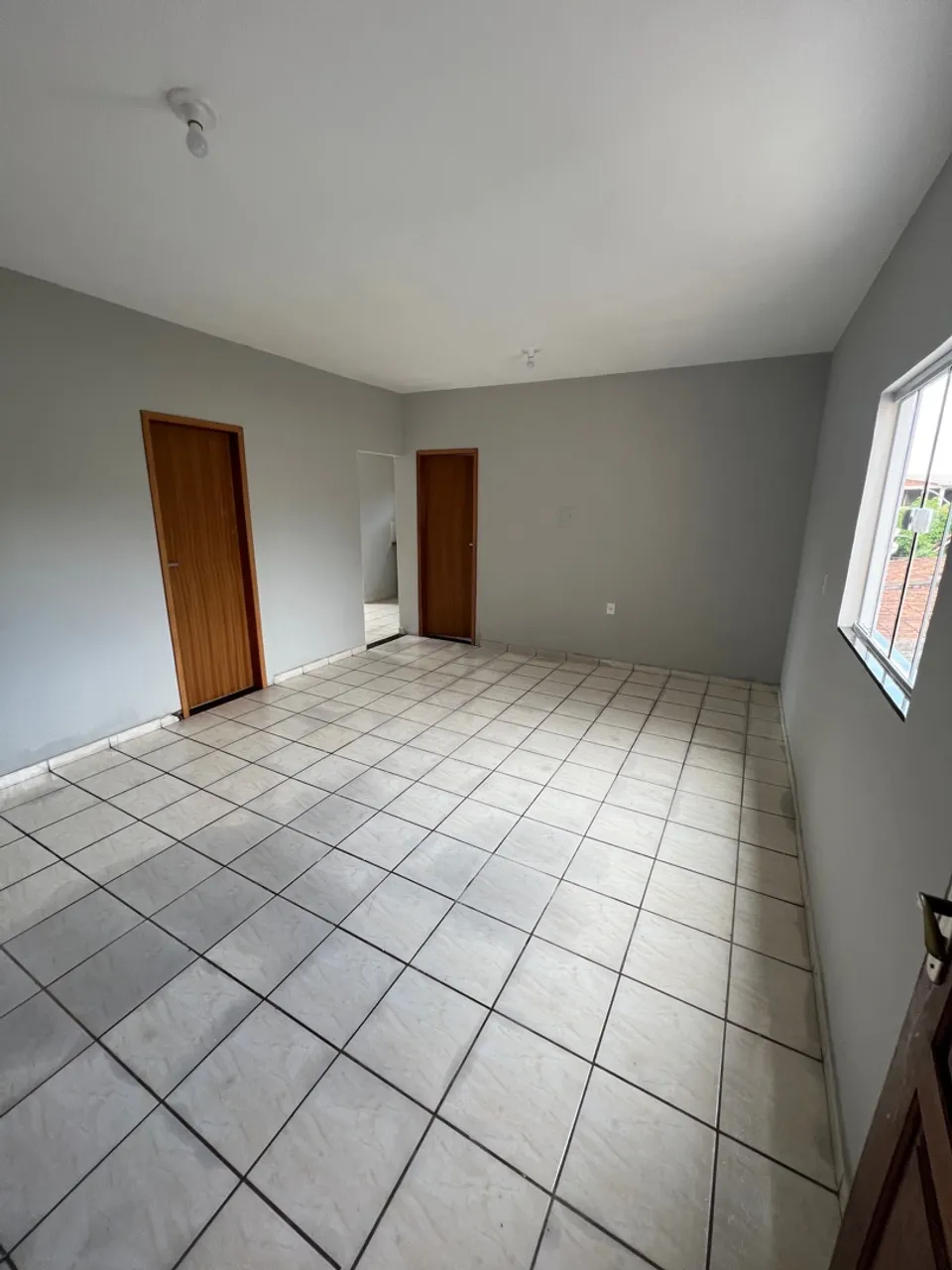 Alugo casa carapina