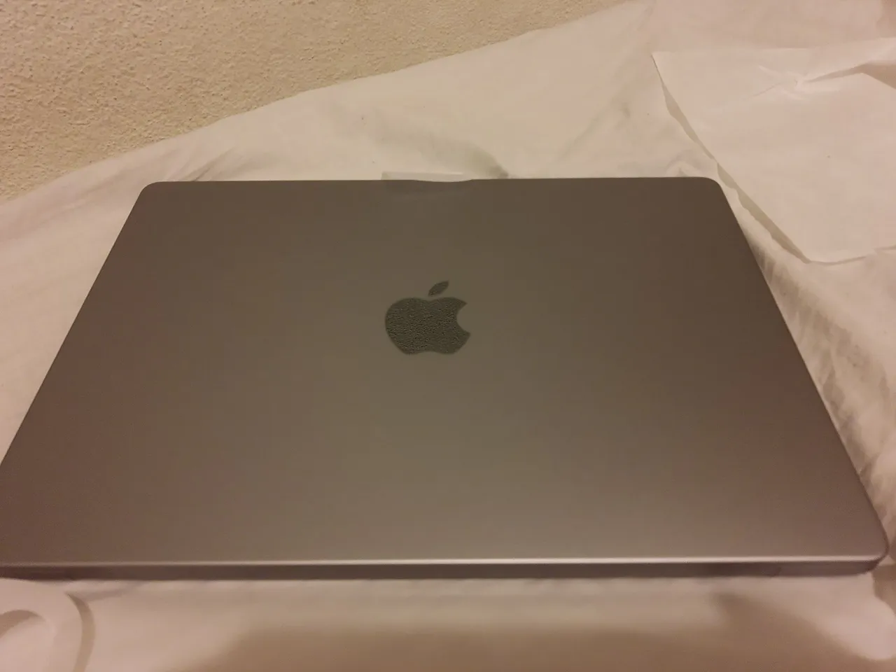 MACBOOK PRO 14 