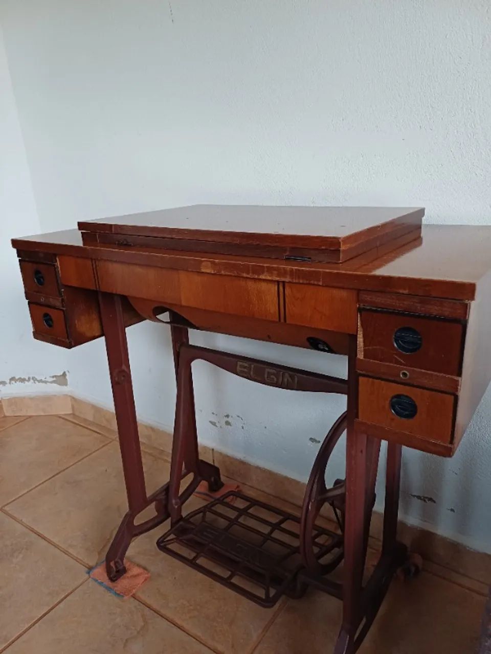 Máquina de Costura Elgin415075084272281605