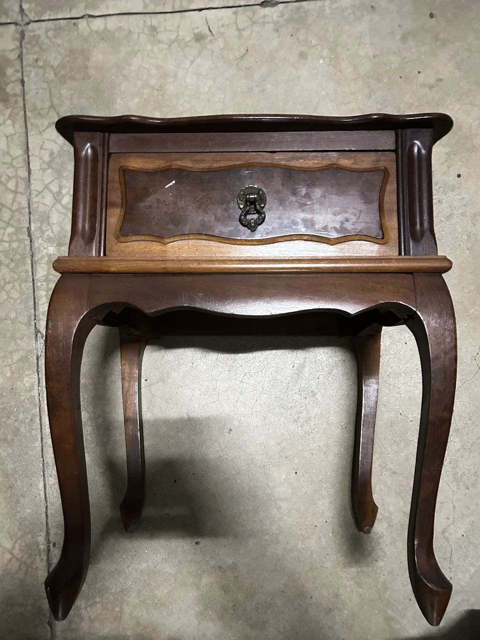 Mesa de cabeceira 