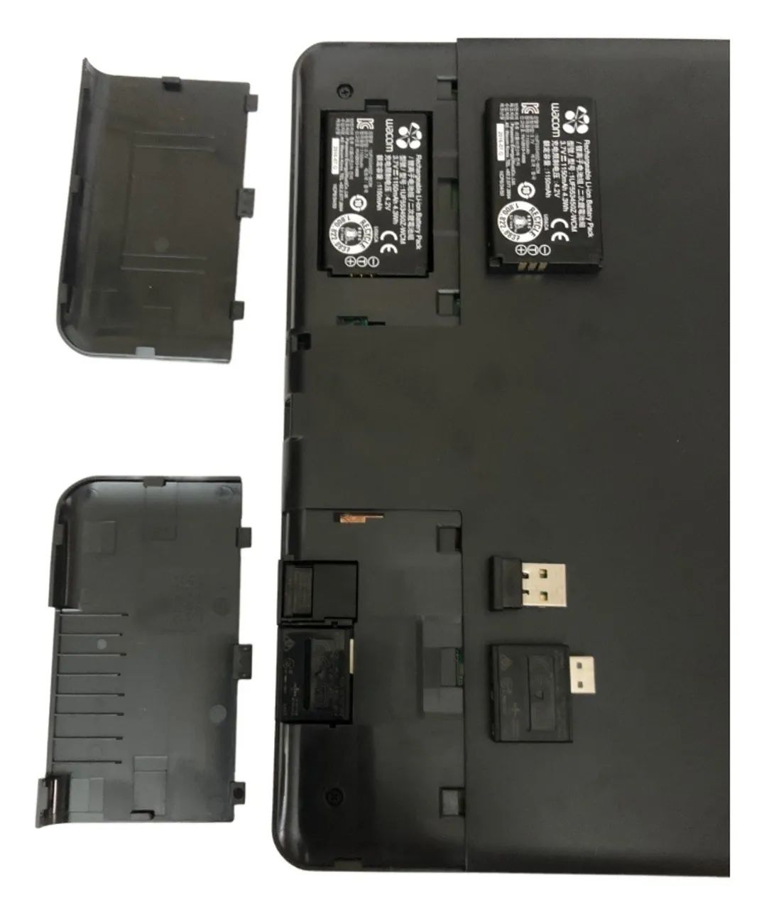 Wacom Intuos Pro Pth-651/k Semi Nova Completa C/ Acessorios - Foto 3