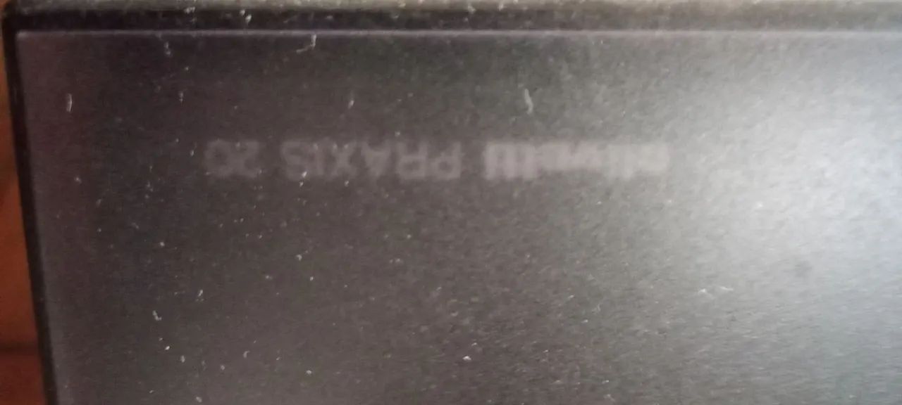 Máquina de escrever elétrica Olivetti 20 - Foto 2