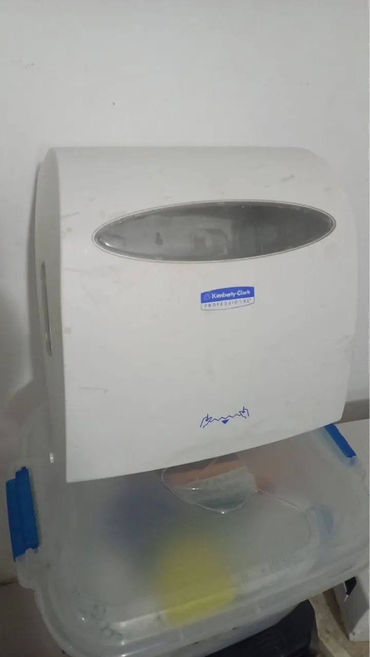 3 Dispensador de Papel Toalha Kimberly-Clark