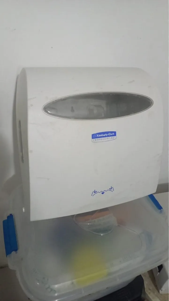3 Dispensador de Papel Toalha Kimberly-Clark