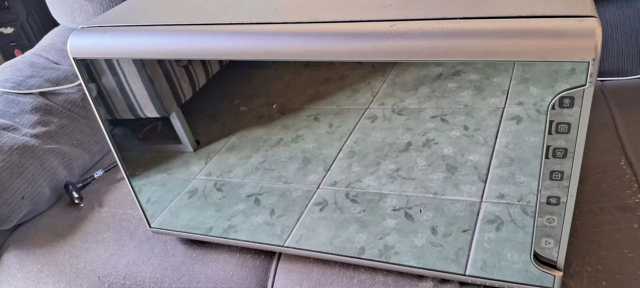 Micro-ondas Electrolux - Usado - Excelente estado - Foto 5