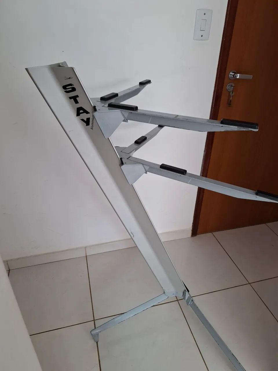 Suporte para teclado Stay alumínio 1300/2 - Foto 5