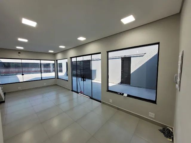 Comercial Novo 232m² - Taubaté-SP - Estacionamento - Foto 11