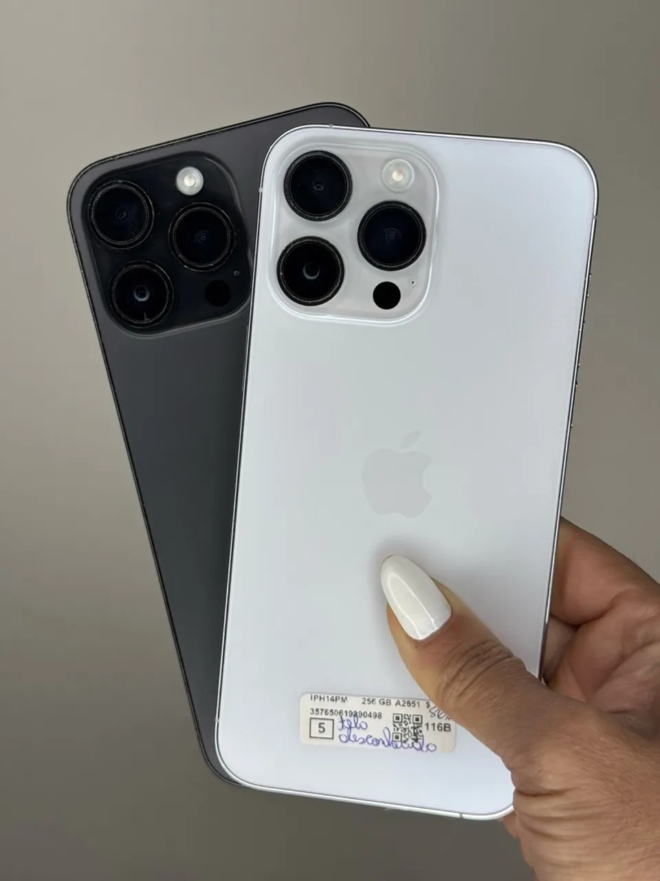 iPhone 14 Pro Max 128gb branco e preto