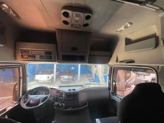 MERCEDES BENZ - AXOR 2544s 6X2 ANO 2019 - Foto 4