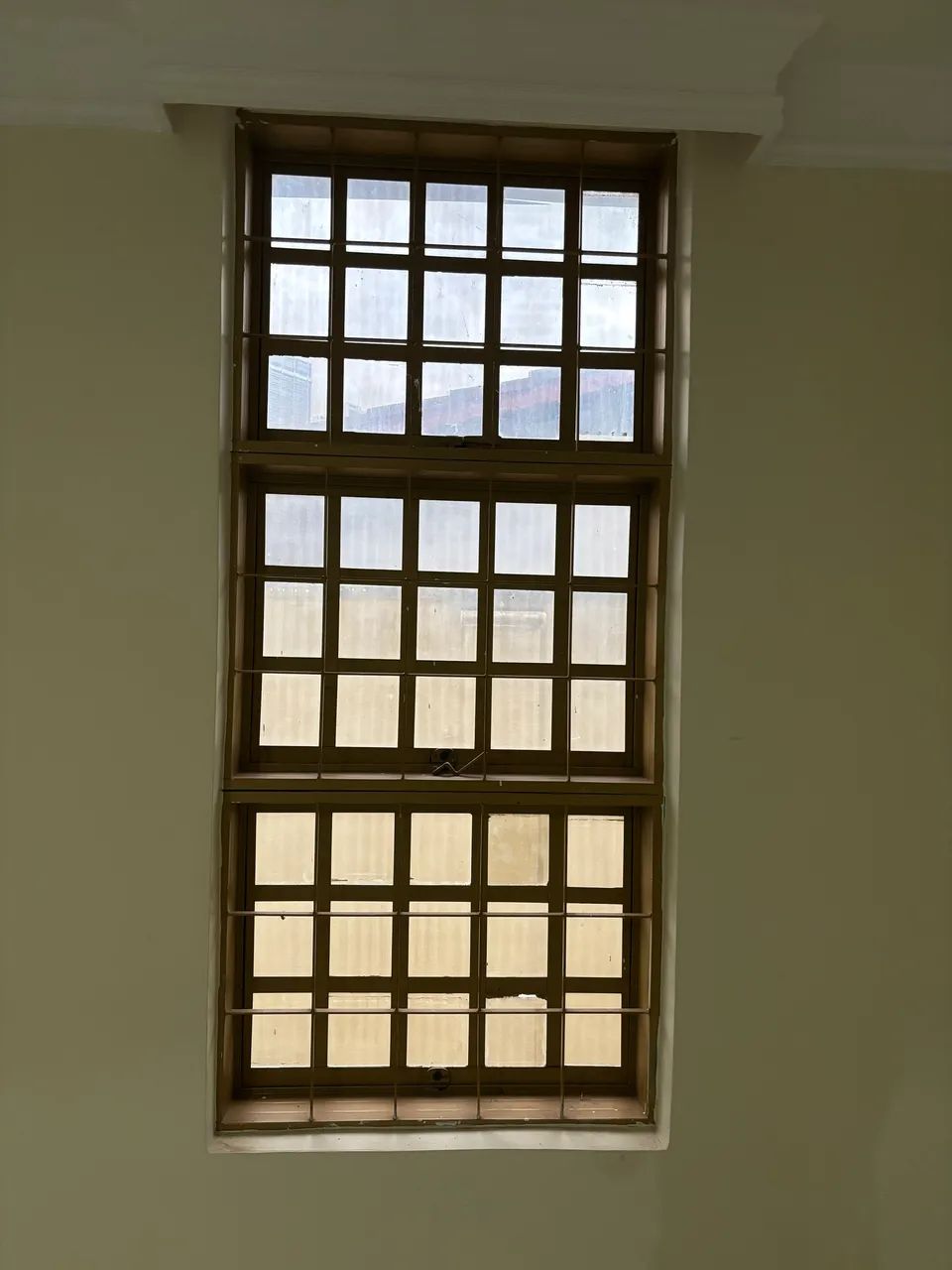 Modulated Windows64994027194625121