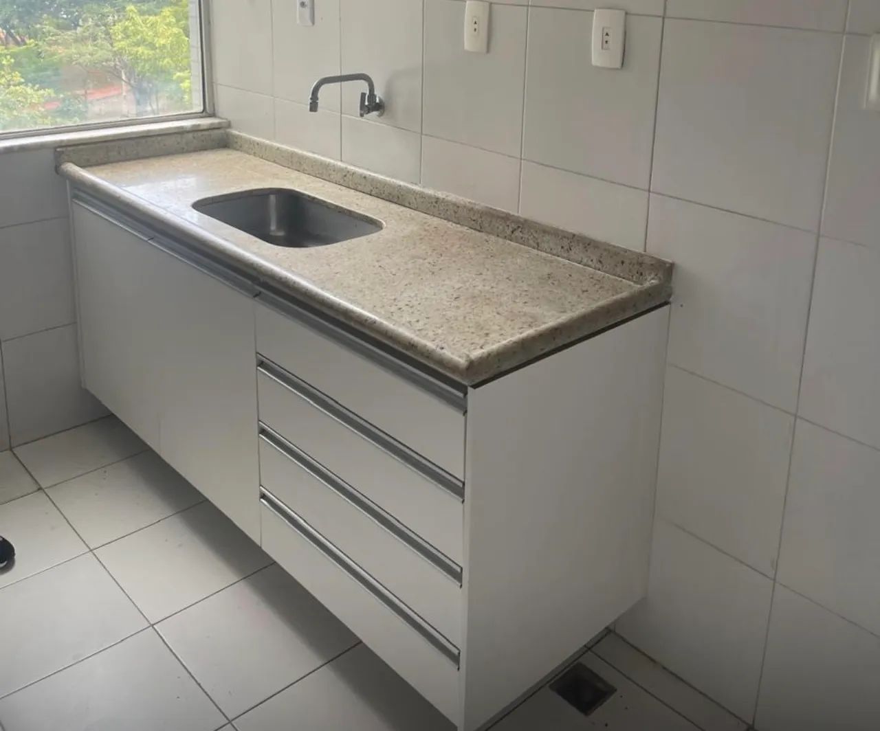 Kitchen Cabinet64985890493955120