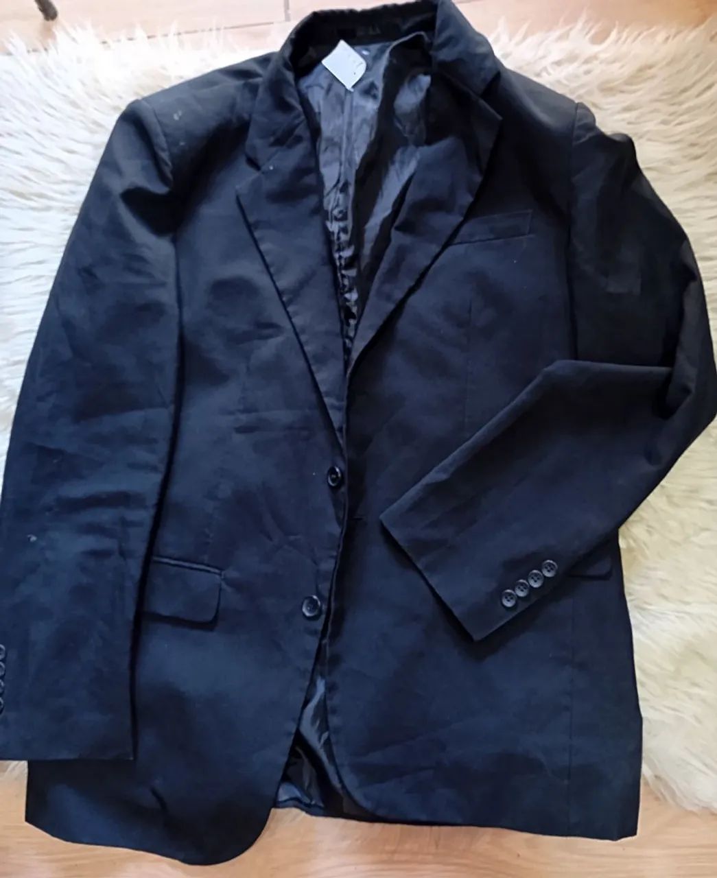 Paletó preto Tam 50 usado 