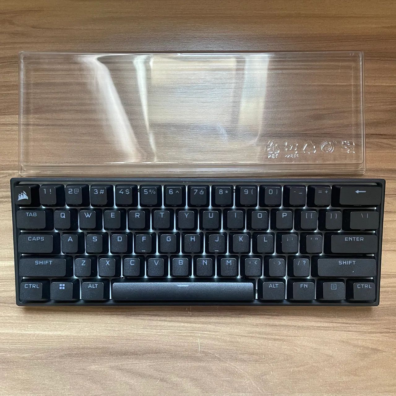 Teclado mecânico Corsair K65 60% - Foto 2