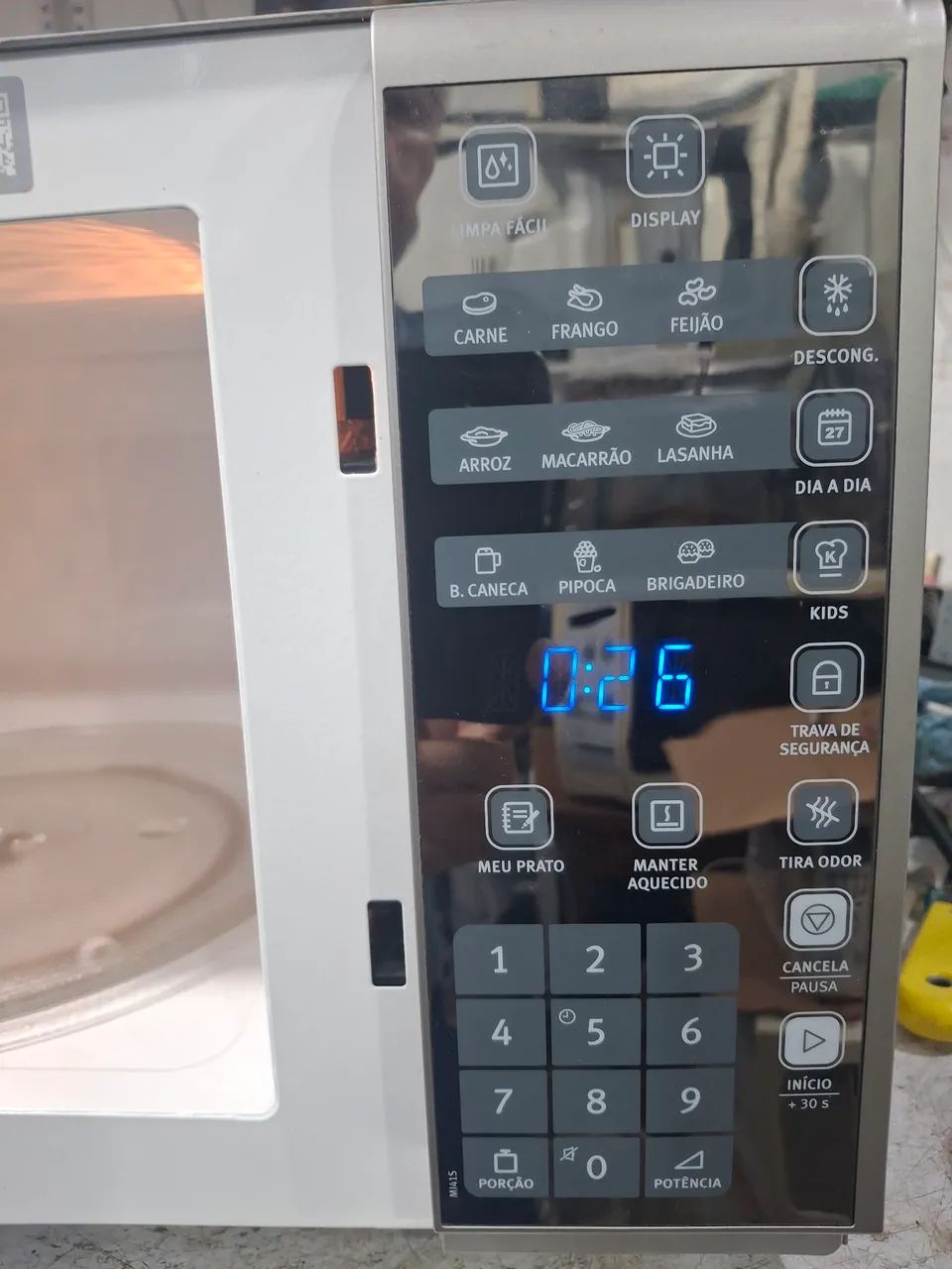 Microondas eletrolux 31 litros espelhado usado - Foto 2