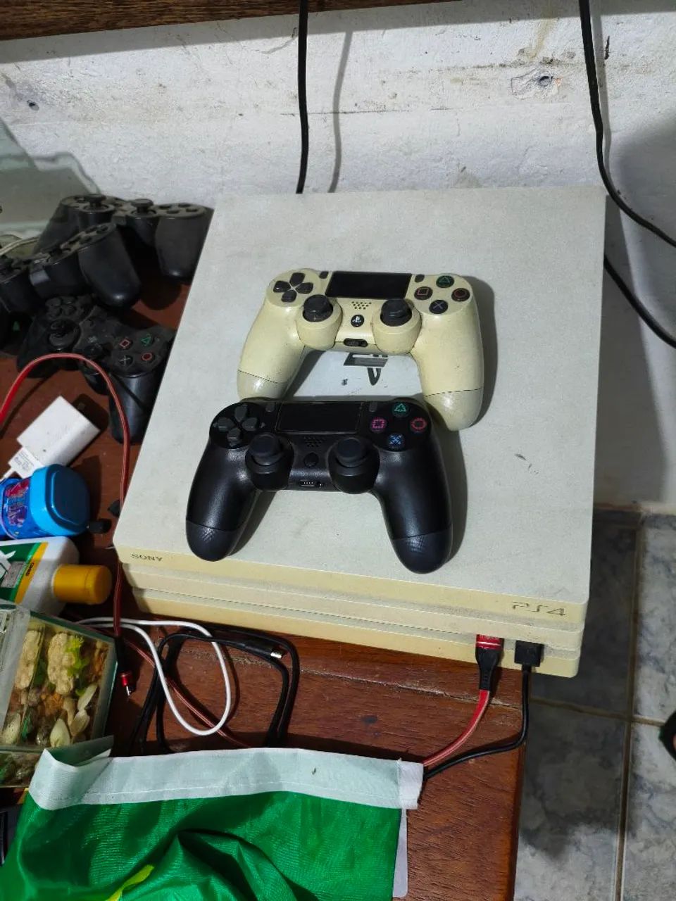 Ps4 slim 