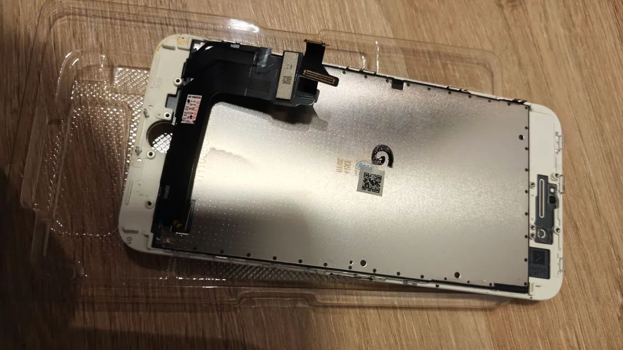 Tela Original IPhone 8 Plus Trincado - Foto 2