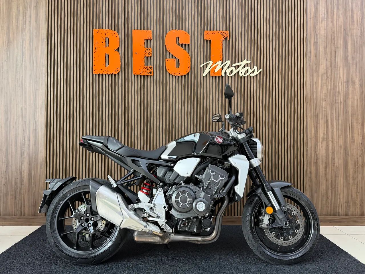 CB 1000 R