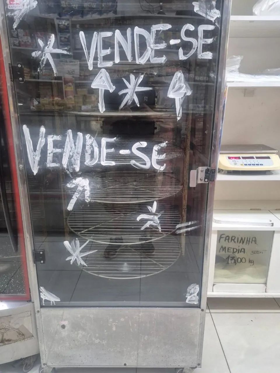Máquina de frango (cabe de 60 a 80 frangos) - Foto 2