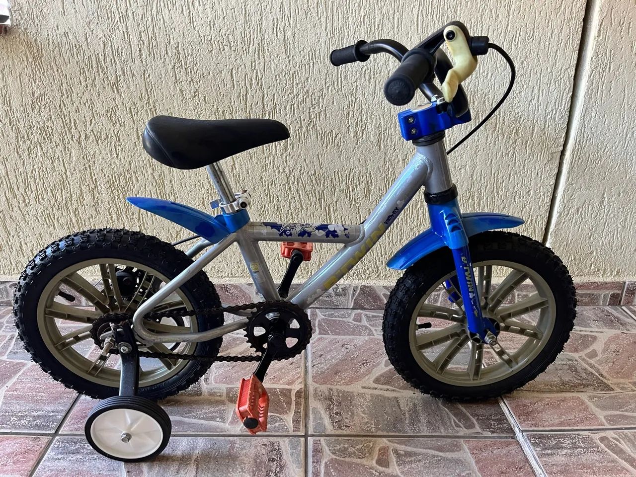 Bicicleta B-Twin aro 14 - Foto 2